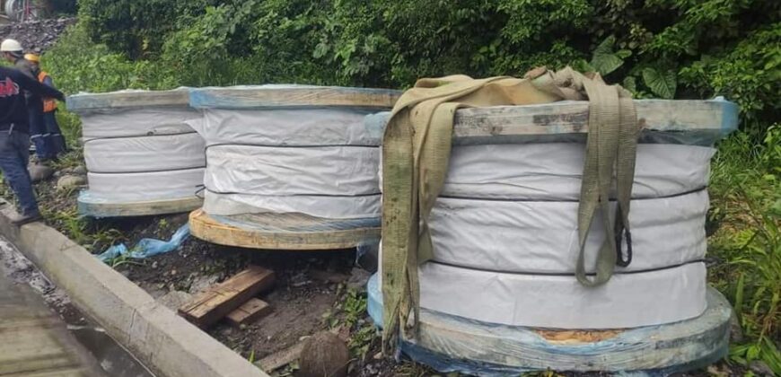 PUENTE SOBRE EL RÍO PASTAZA PASO A CUMANDÁ