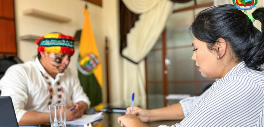 REUNIÓN DE TRABAJO CON LA ALCALDESA DEL CANTÓN PABLO SEXTO