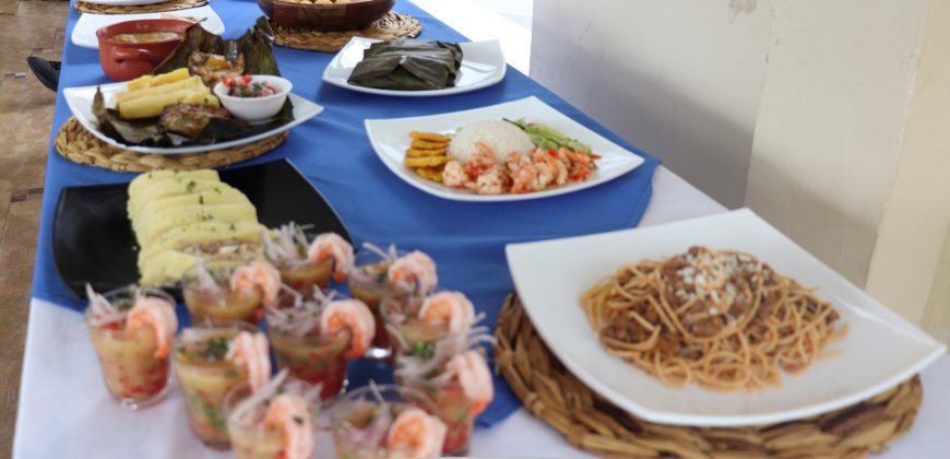 COLORES, OLORES Y SABORES EN LAS ESTRIBACIONES DEL RÍO UPANO