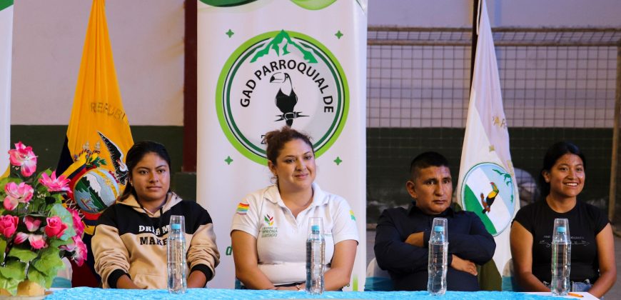 COLORES, OLORES Y SABORES EN LAS ESTRIBACIONES DEL RÍO UPANO