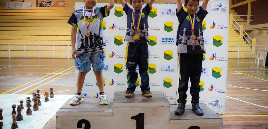 ALISON GARAY CAMPEONA PROVINCIAL DE AJEDREZ 2024