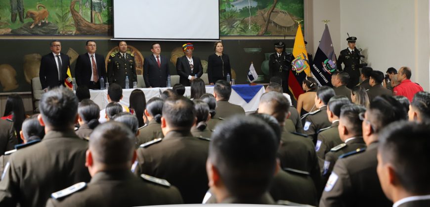 LOOR A LA POLICIA NACIONAL EN SUS 86 AÑOS