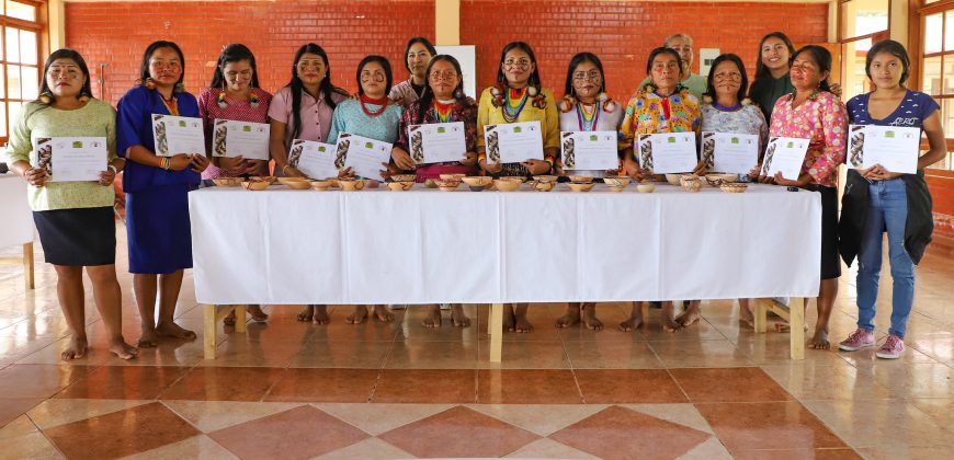 RENOVACIÓN Y EMPODERAMIENTO EN CERÁMICA ACHUAR