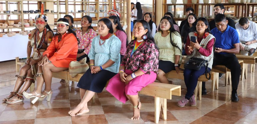 RENOVACIÓN Y EMPODERAMIENTO EN CERÁMICA ACHUAR