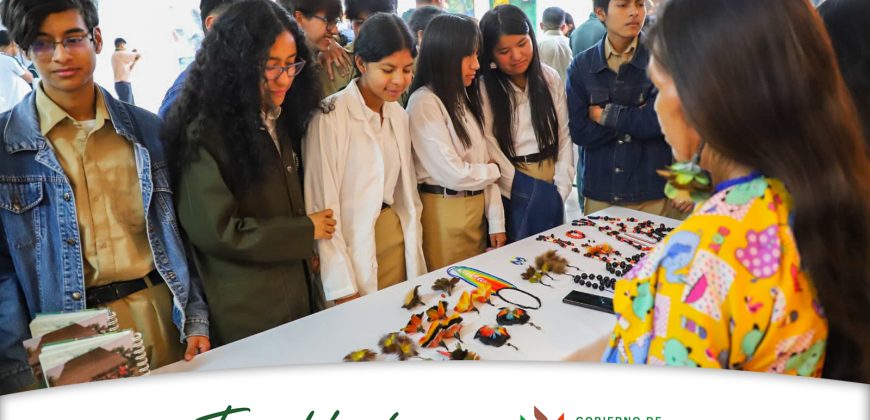 Exposición Artística de cerámica Achuar en San Antonio de Ibarra